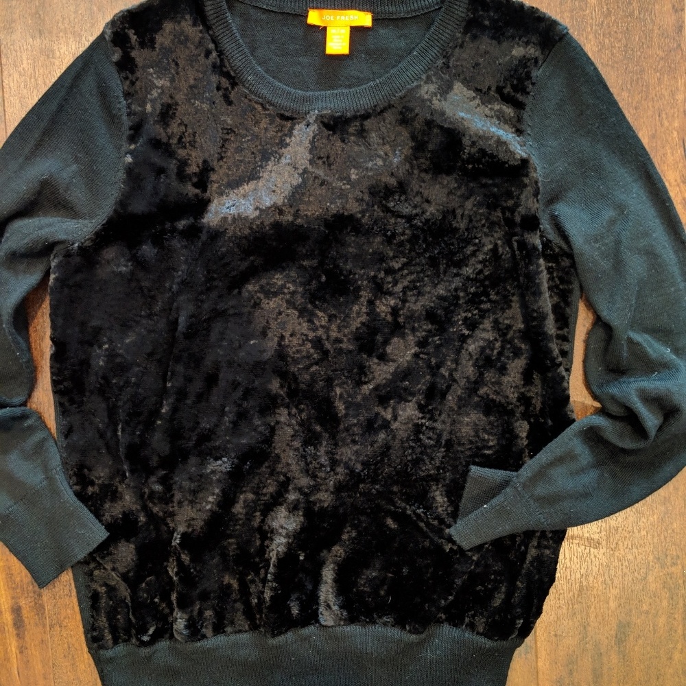 Joe Fresh women's medium sweater velour